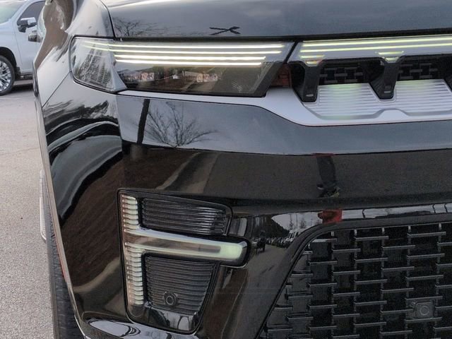 New 2026 Jeep Grand Wagoneer 2WD image 9