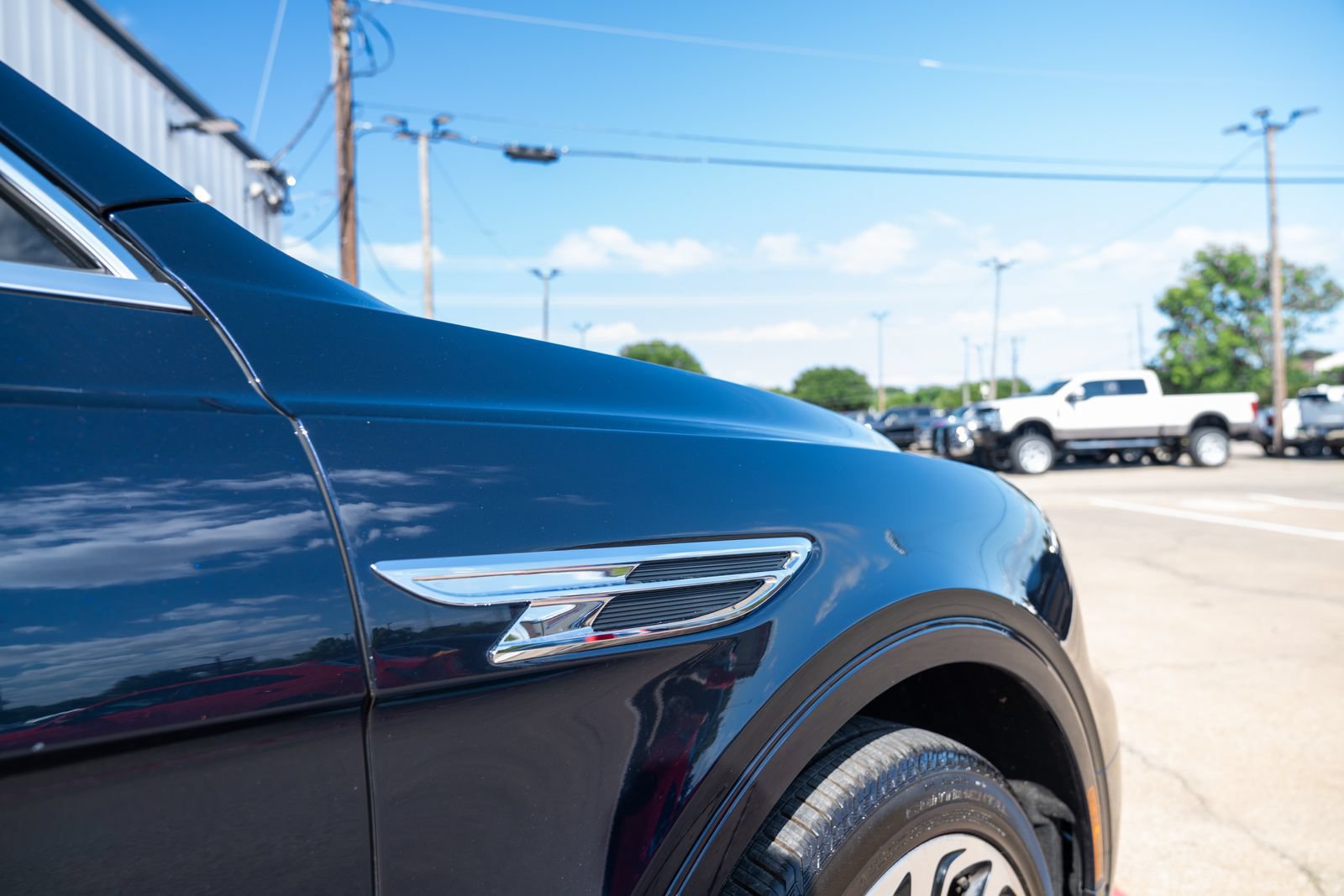 Used 2021 Bentley Bentayga AWD/4WD image 70