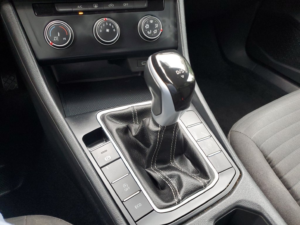 Used 2024 Volkswagen Jetta S FWD image 30