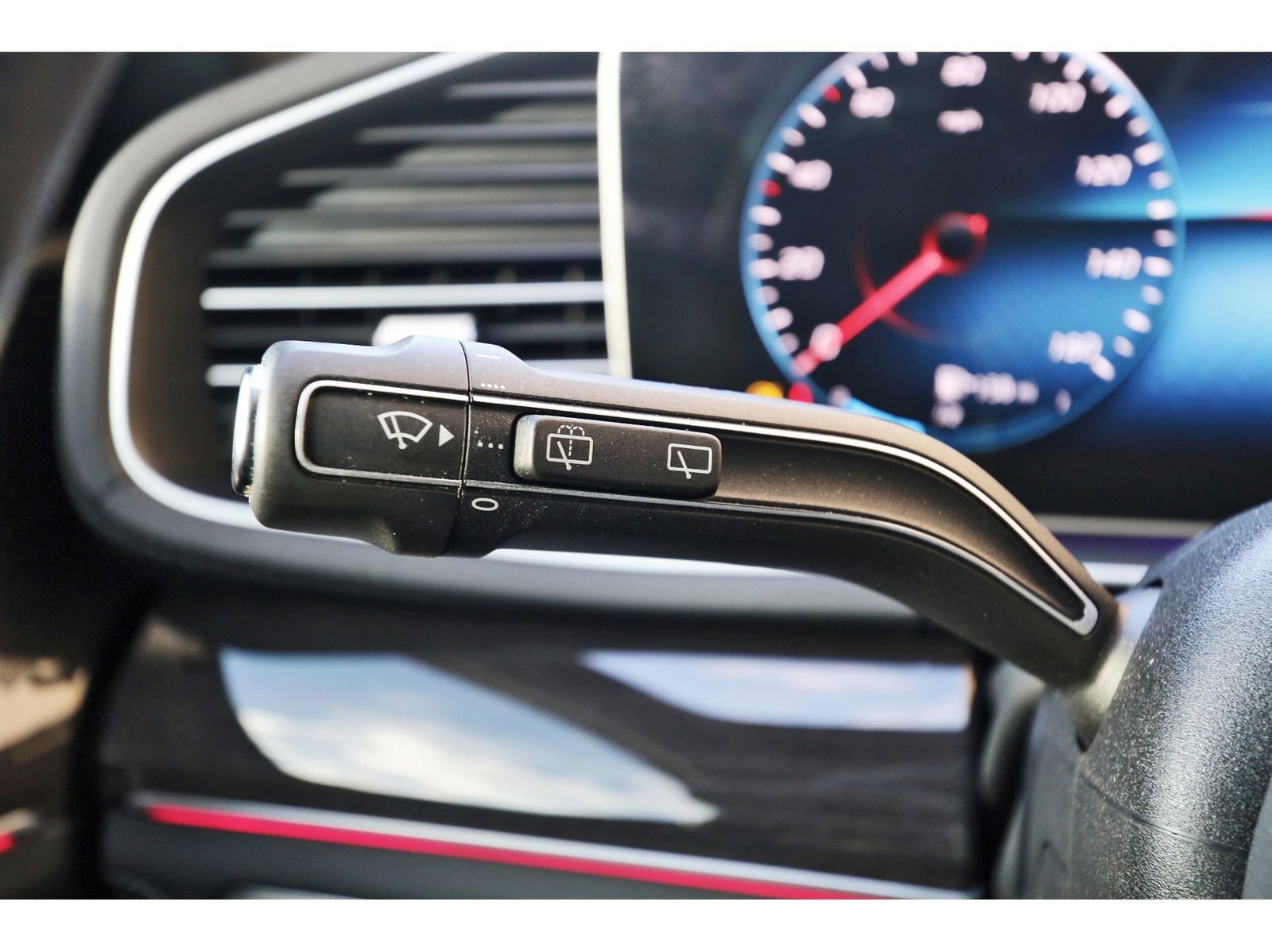 Used 2020 Mercedes-Benz GLE 350 4MATIC image 19