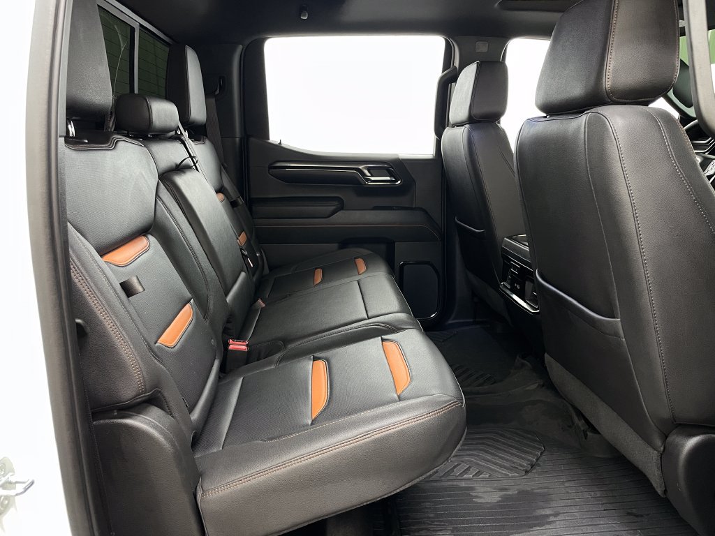 Used 2023 GMC Sierra 1500 AT4 w/ AT4 Premium Package AWD/4WD image 46