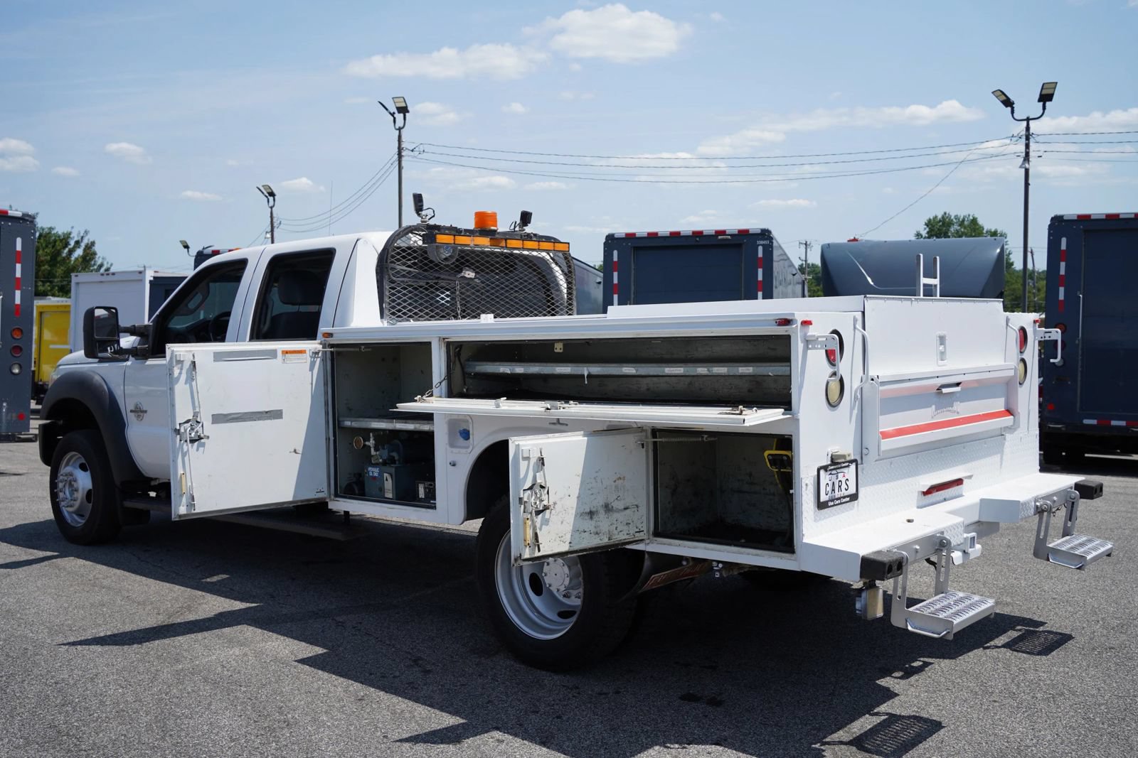 Used 2015 Ford F550 4x4 Crew Cab Super Duty image 11