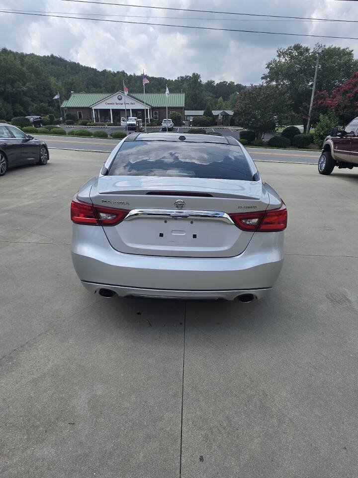 Used 2016 Nissan Maxima Platinum w/ Interior Lighting Package FWD image 5