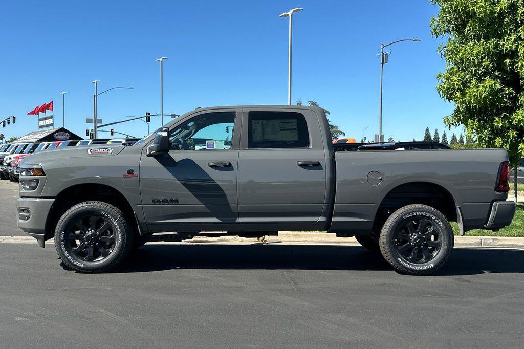 New 2026 RAM 2500 Big Horn AWD/4WD image 7