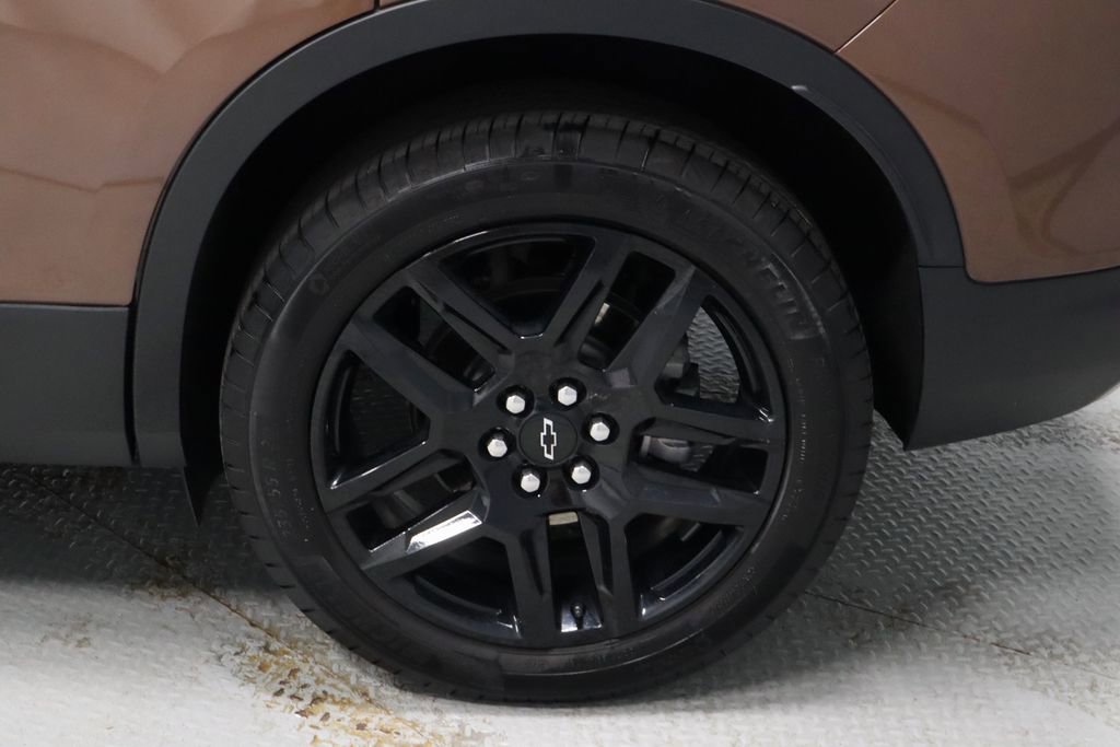 Used 2024 Chevrolet Blazer LT FWD image 18