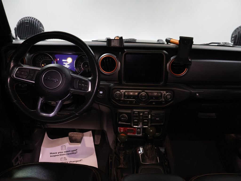 Used 2022 Jeep Gladiator Mojave w/ Cold Weather Group image 15