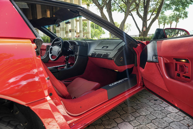 Used 1992 Chevrolet Corvette ZR-1 RWD image 47