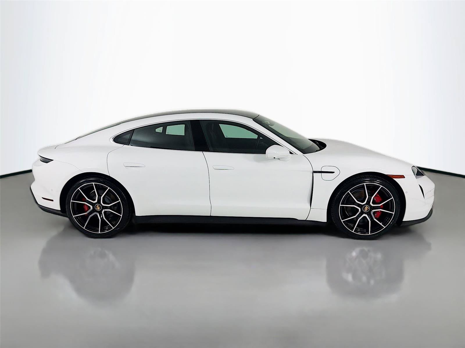 Certified 2024 Porsche Taycan 4S AWD/4WD image 30