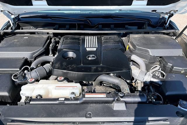 Used 2023 Lexus LX 600 4WD w/ Accessory Package (Z1) image 9