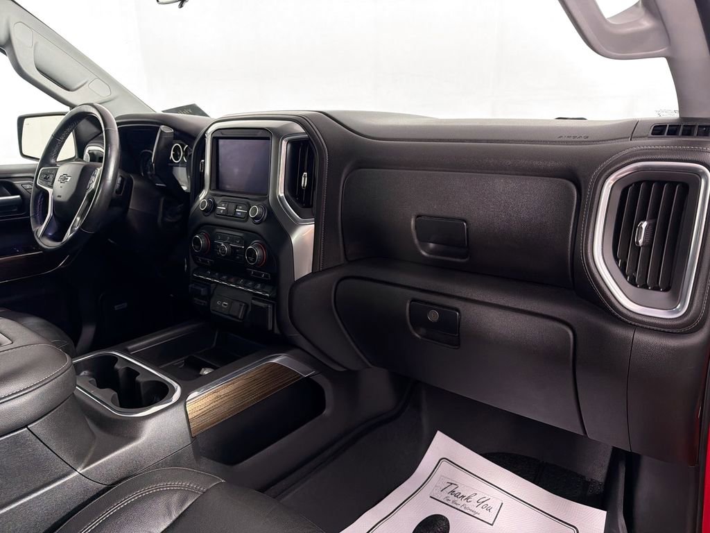 Used 2019 Chevrolet Silverado 1500 LT Trail Boss AWD/4WD image 31