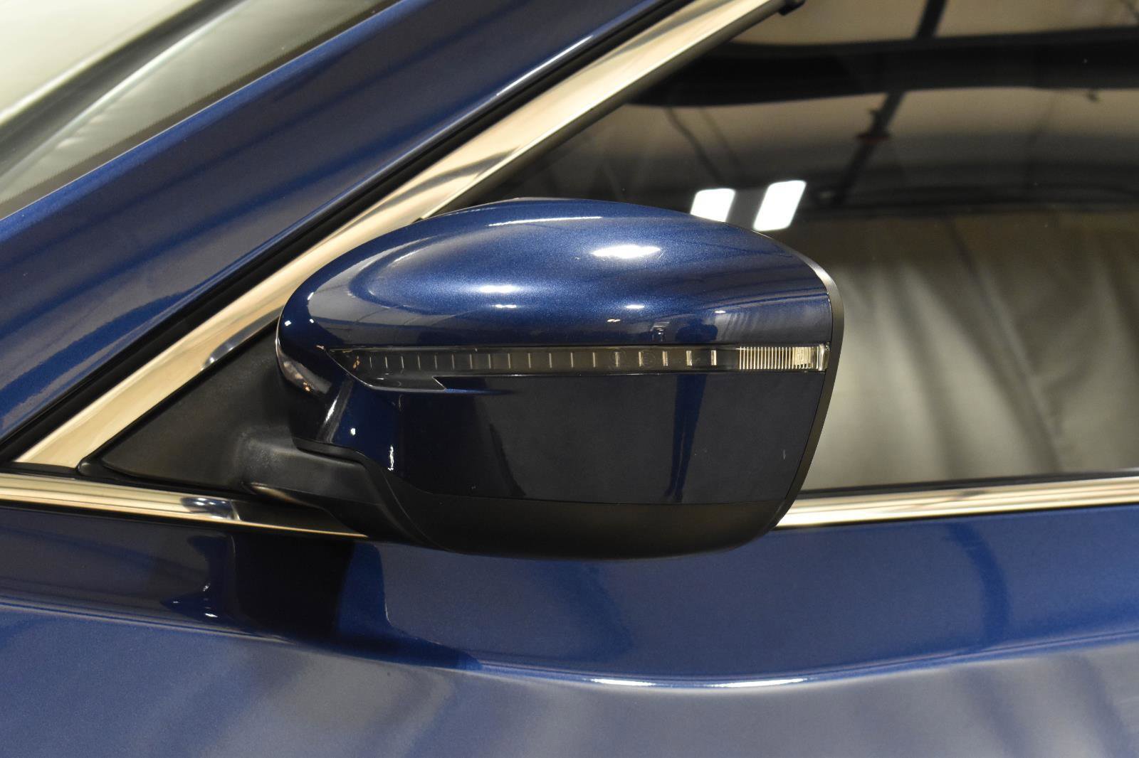 Used 2019 Nissan Rogue S image 32