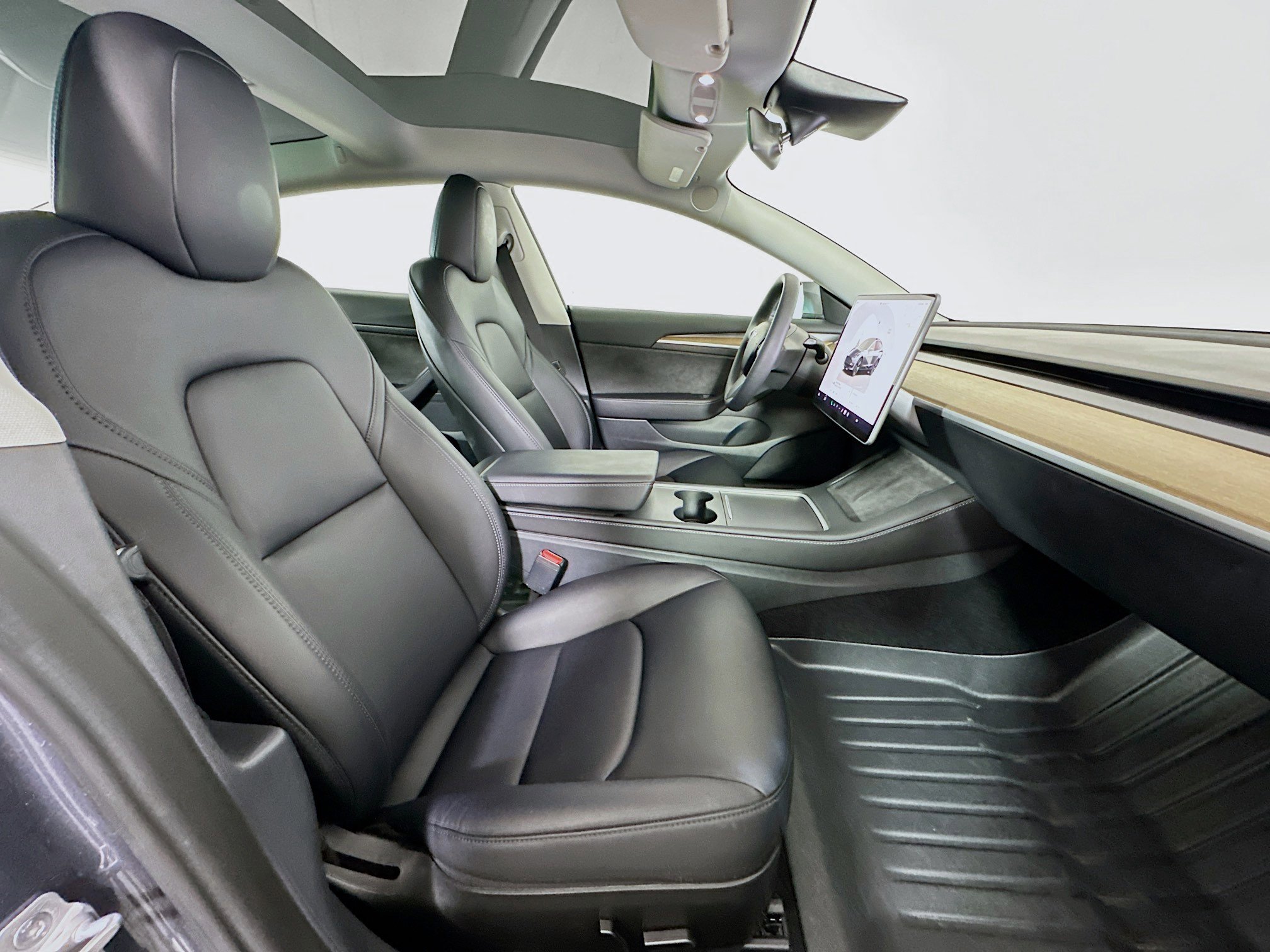 Used 2023 Tesla Model 3 Standard Range RWD image 32