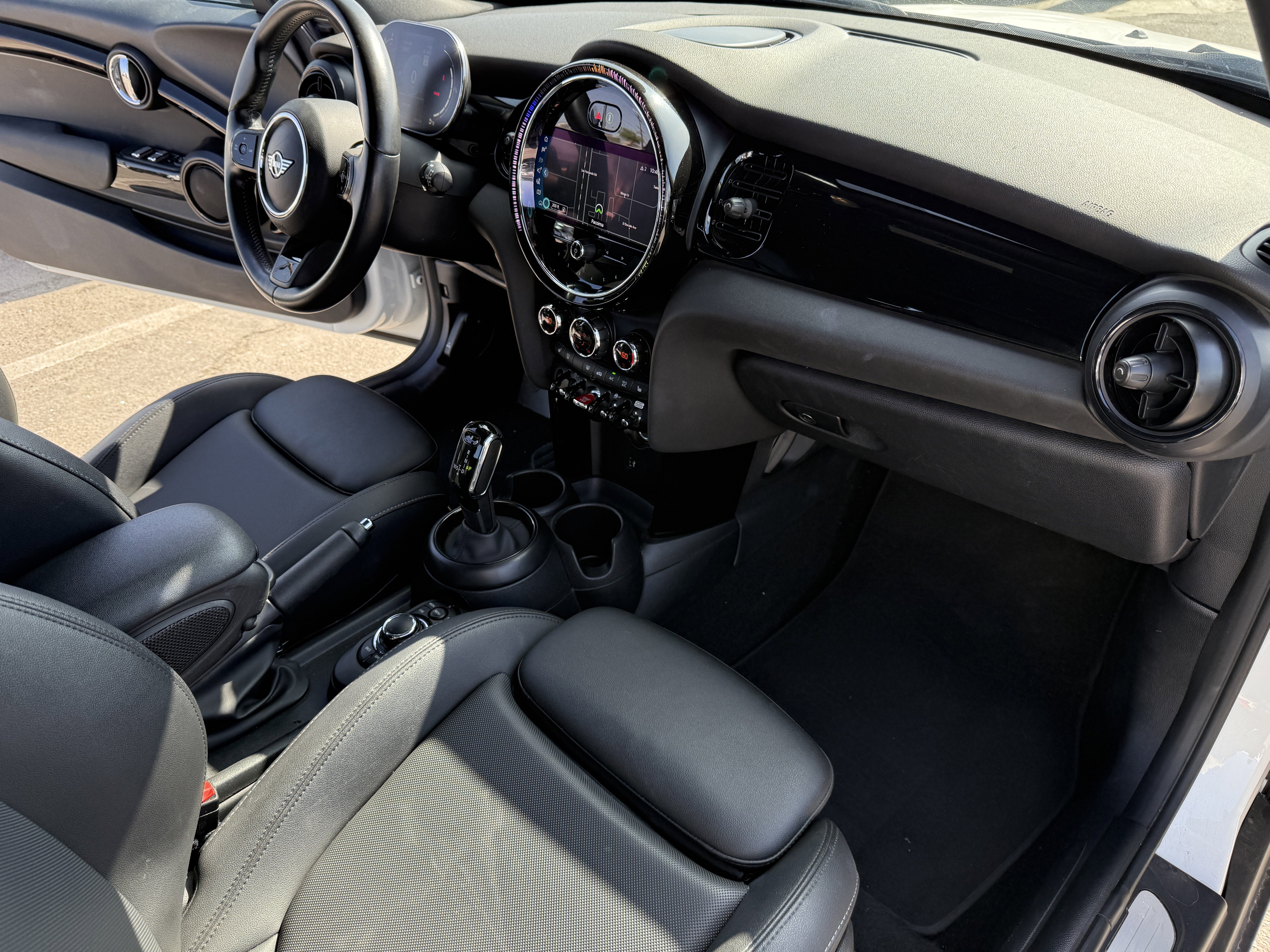 Used 2024 MINI Cooper S image 18