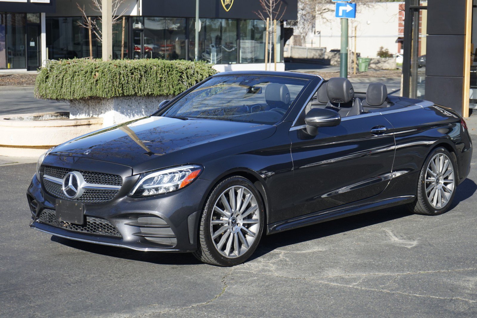Used 2019 Mercedes-Benz C 300 Cabriolet image 2