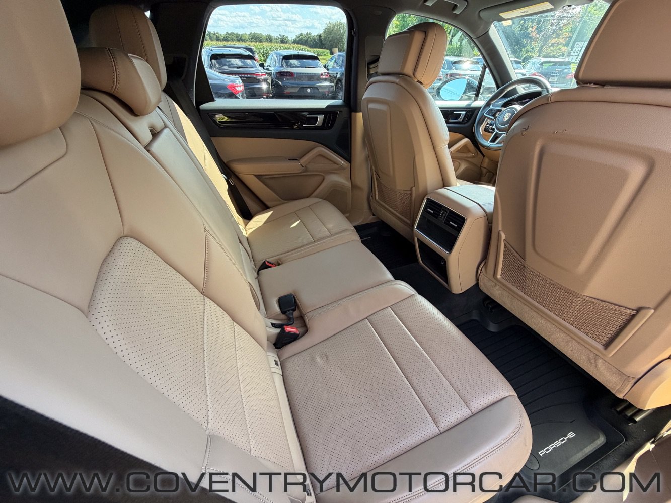 Used 2019 Porsche Cayenne AWD/4WD image 38
