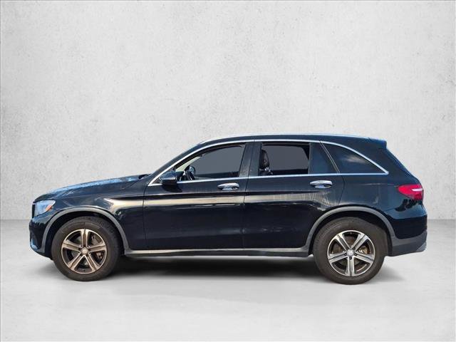 Used 2017 Mercedes-Benz GLC 300 4MATIC image 8