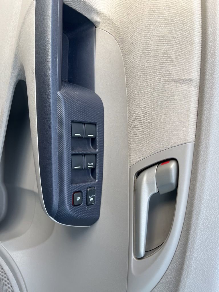 Used 2010 Honda Insight EX image 46