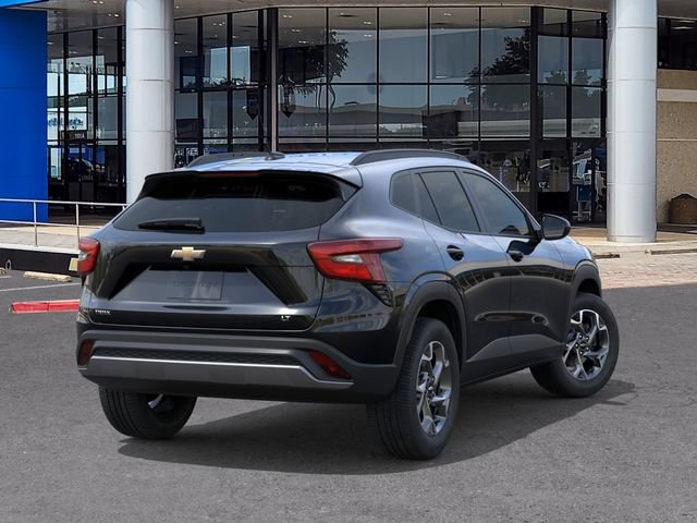 New 2026 Chevrolet Trax LT w/ LT Convenience Package FWD image 4