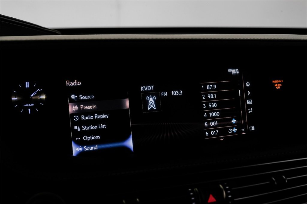 Used 2018 Lexus LS 500 image 31