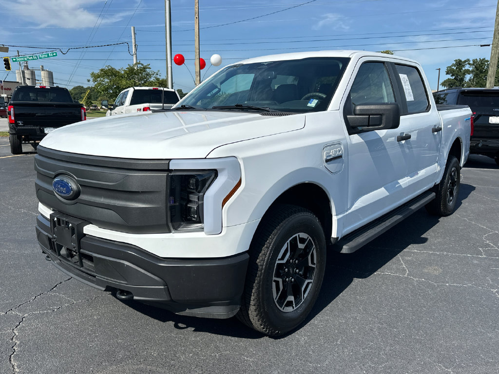Certified 2023 Ford F150 Lightning Pro AWD/4WD image 3