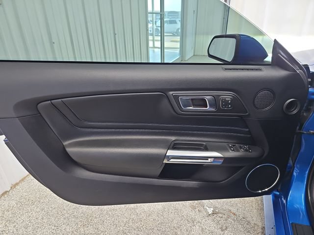 Used 2019 Ford Mustang GT Premium w/ Equipment Group 401A RWD image 10