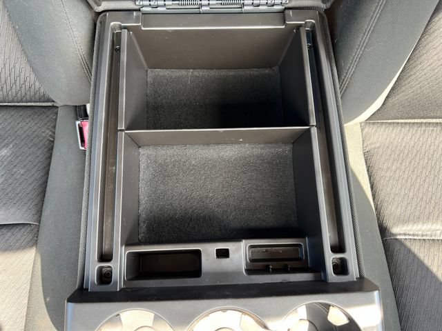 Used 2010 Chevrolet Silverado 1500 LT AWD/4WD image 26