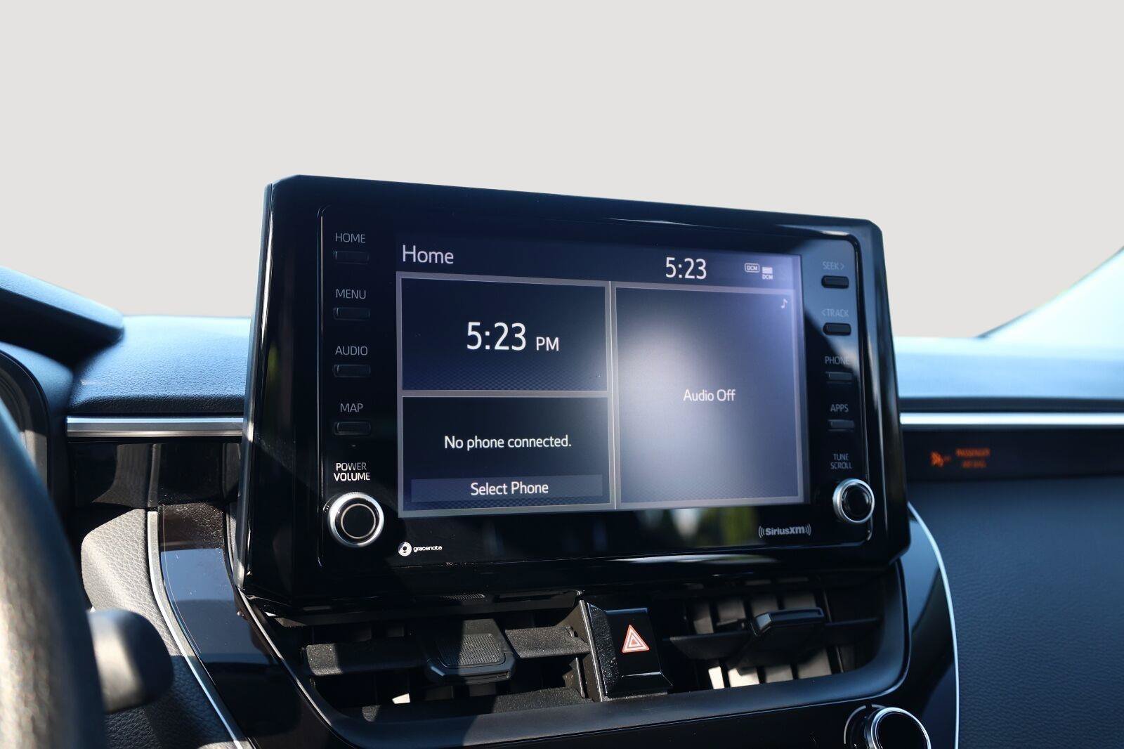 Used 2022 Toyota Corolla LE FWD image 31