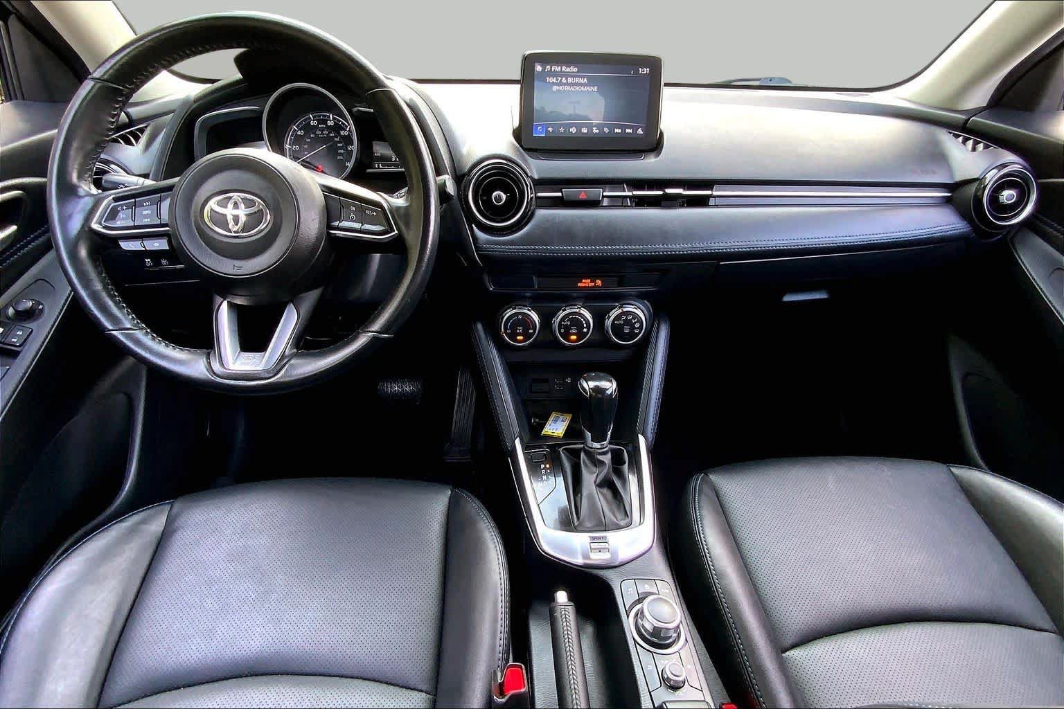 Used 2020 Toyota Yaris XLE FWD image 16