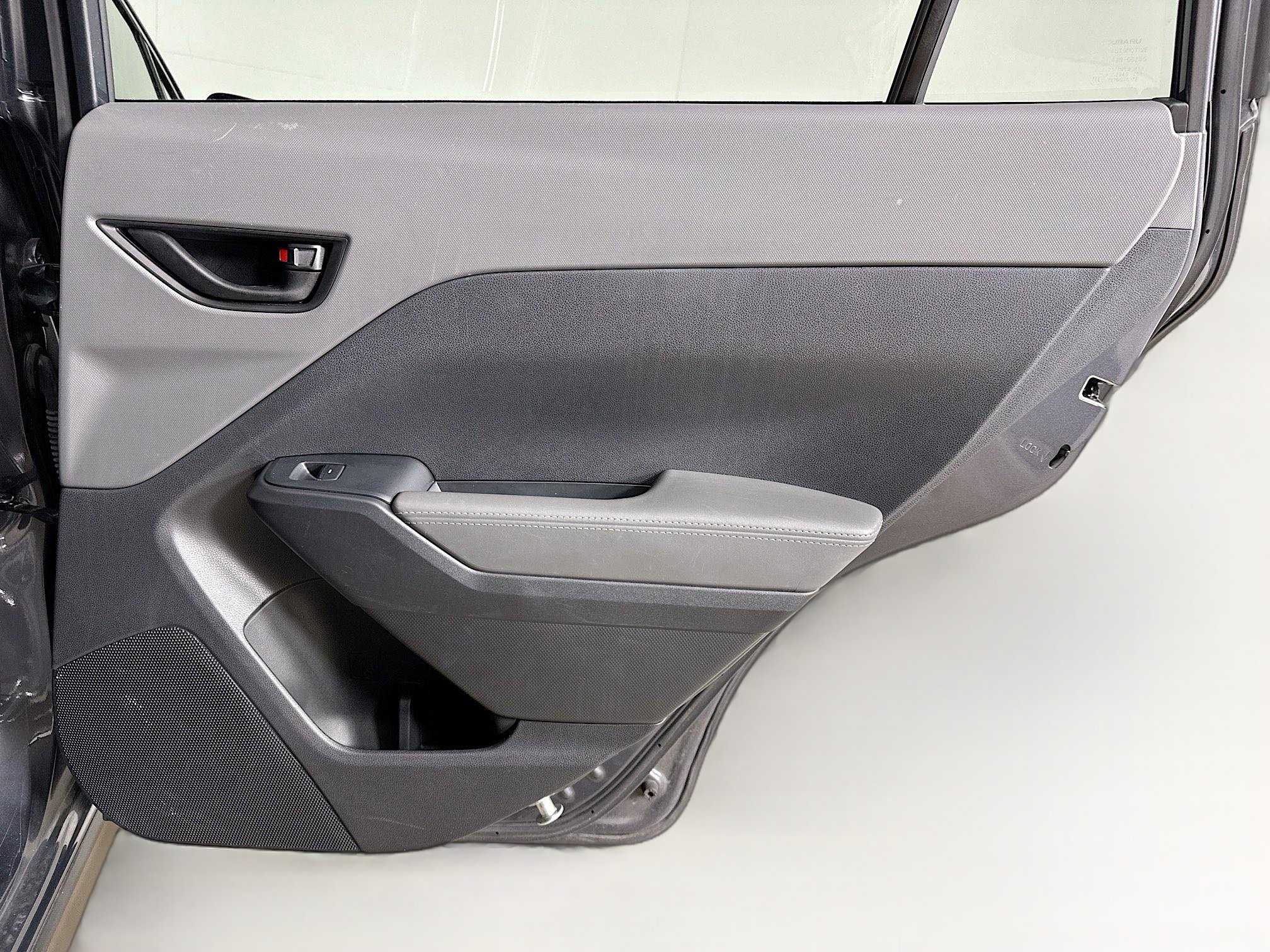 Used 2024 Subaru Crosstrek 2.0i Premium image 29