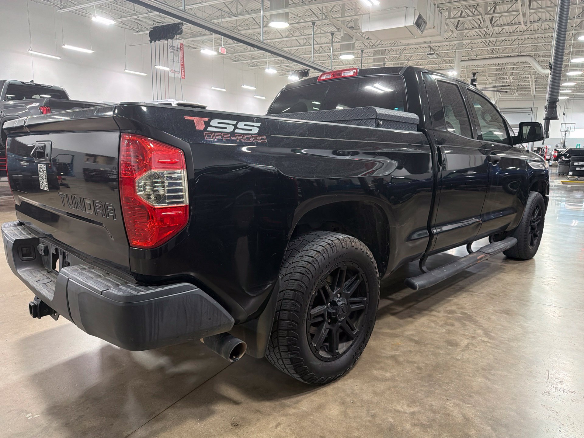 Used 2019 Toyota Tundra SR RWD image 3