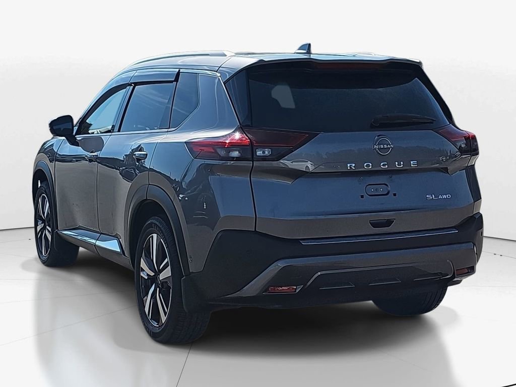 Used 2023 Nissan Rogue SL w/ SL Premium Package image 7