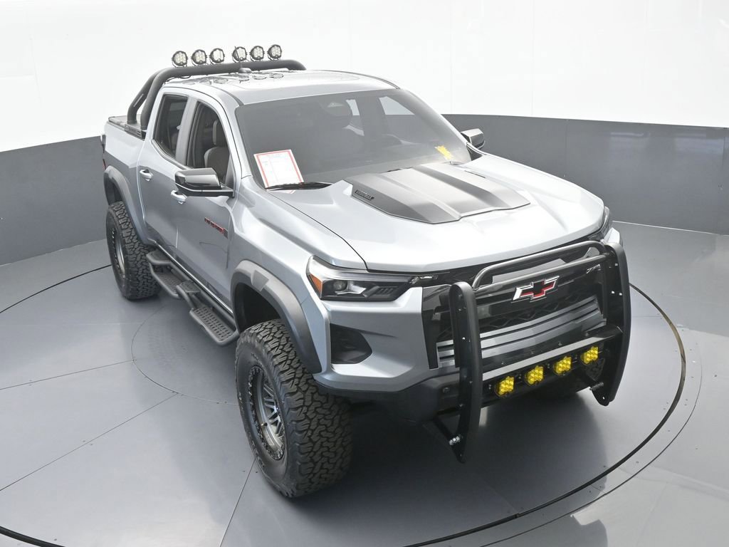 Used 2025 Chevrolet Colorado ZR2 w/ Technology Package AWD/4WD image 60