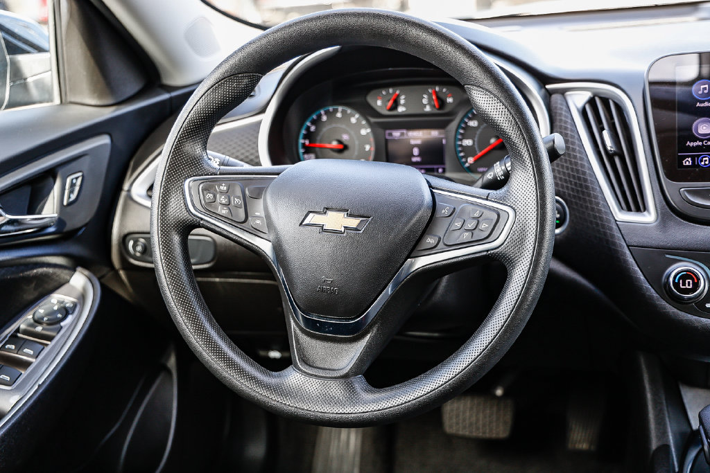 Used 2025 Chevrolet Malibu LT FWD image 26