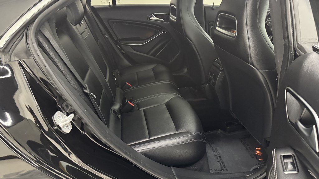 Used 2019 Mercedes-Benz CLA 250 4MATIC image 28