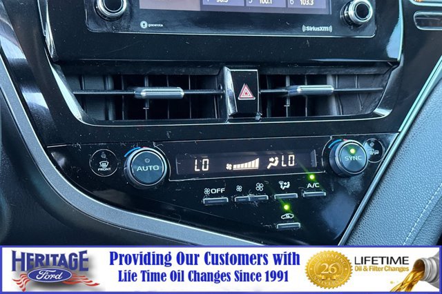 Used 2022 Toyota Camry SE w/ Carpet Mat Package (TMS) FWD image 19