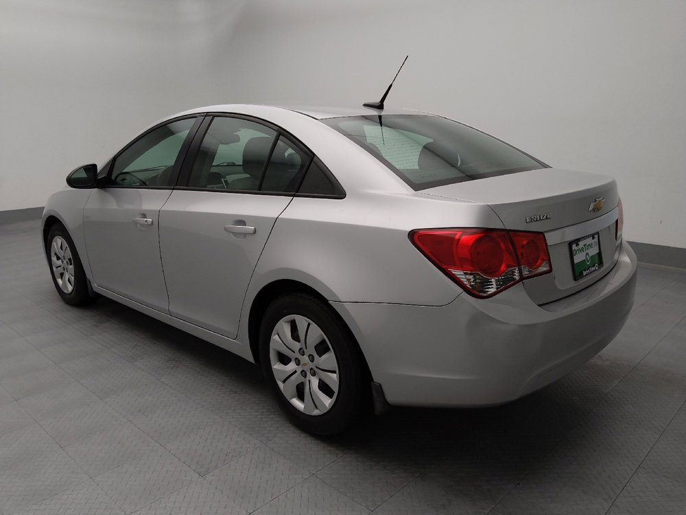 Used 2014 Chevrolet Cruze LS FWD image 3