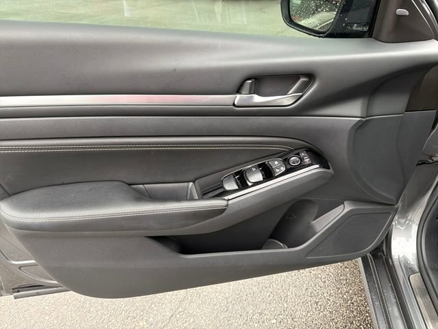Used 2022 Nissan Altima 2.5 SL FWD image 15