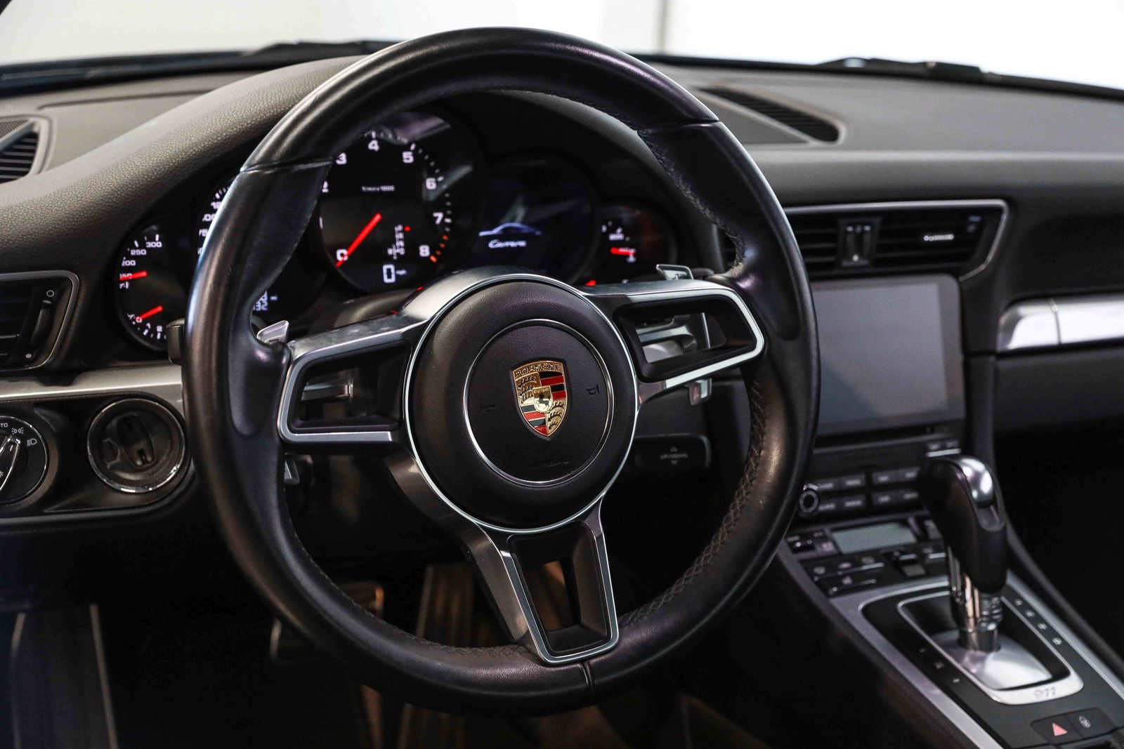 Used 2017 Porsche 911 Carrera image 33