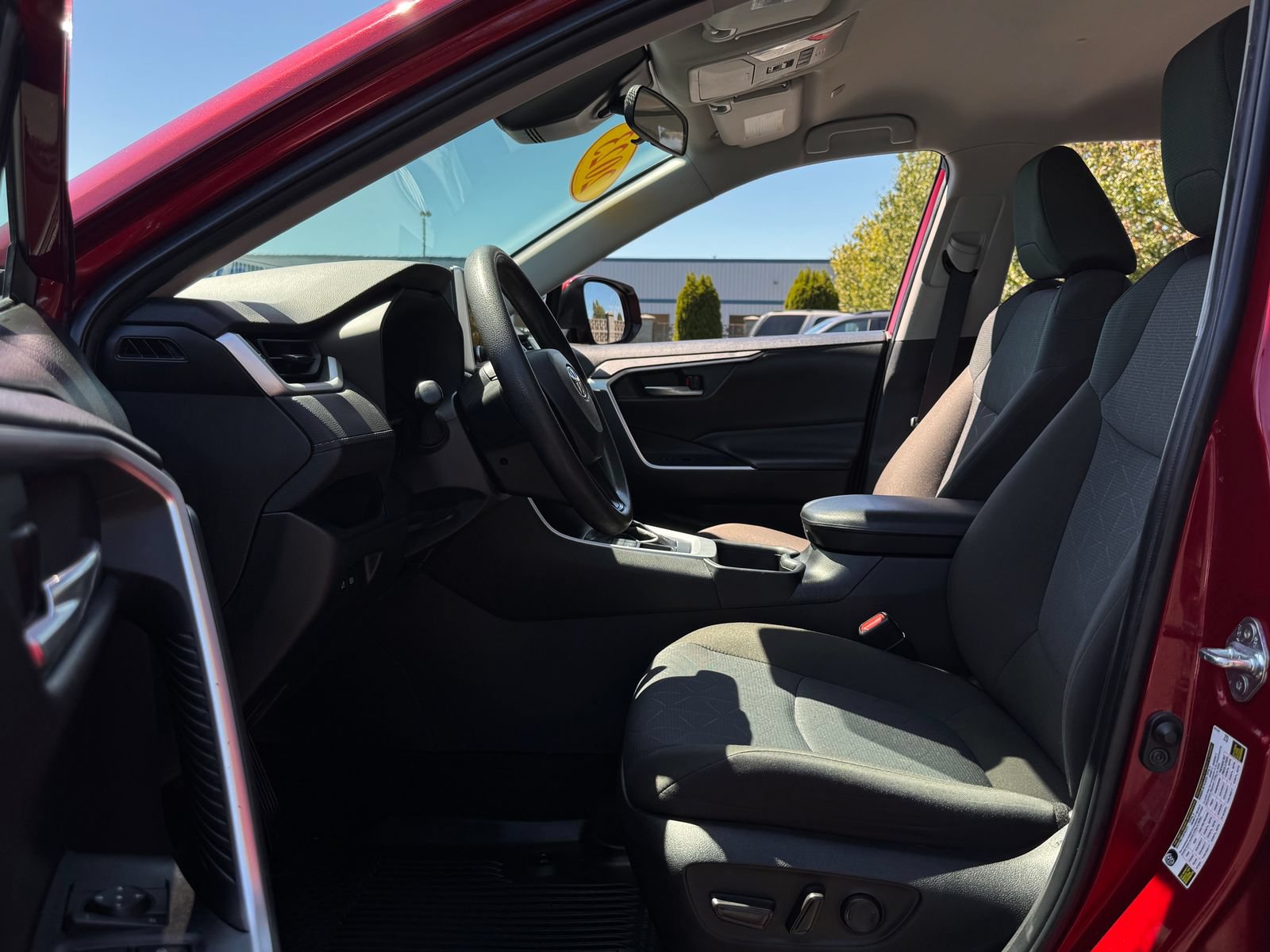 Used 2023 Toyota RAV4 XLE AWD/4WD image 11