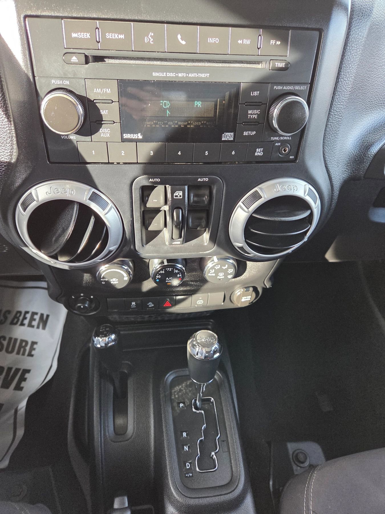 Used 2013 Jeep Wrangler Unlimited Sahara w/ Connectivity Group image 28