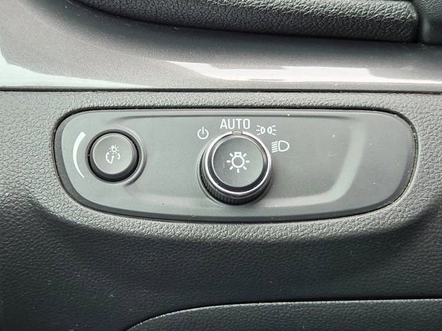 Used 2018 Buick Encore Preferred FWD image 18
