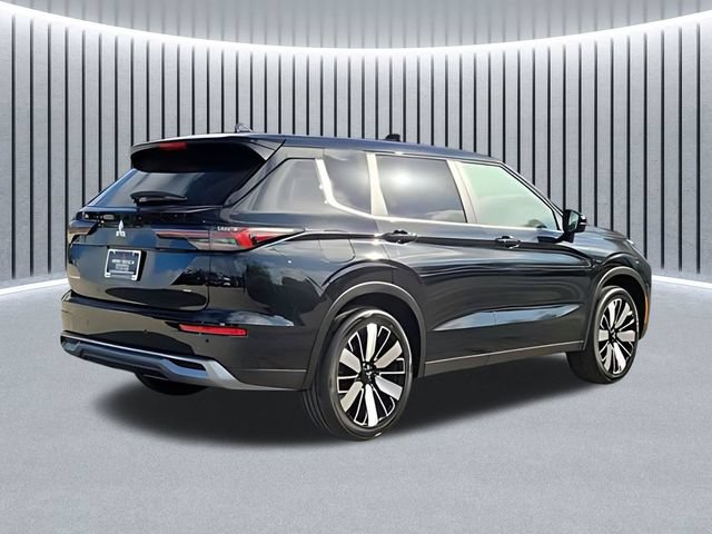 New 2026 Mitsubishi Outlander SE FWD image 6