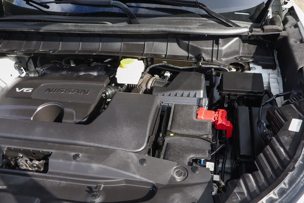 Used 2022 Nissan Pathfinder SL w/ SL Premium Package FWD image 12