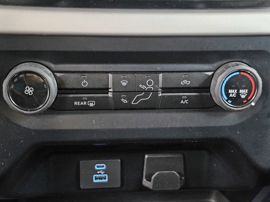 Used 2023 Ford F150 XLT AWD/4WD image 17