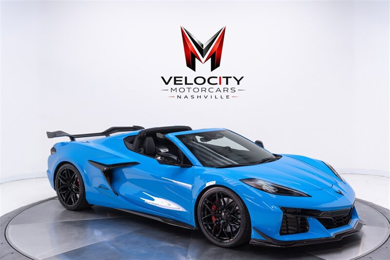 Used 2025 Chevrolet Corvette Z06 w/ Battery Protection Package RWD image 12