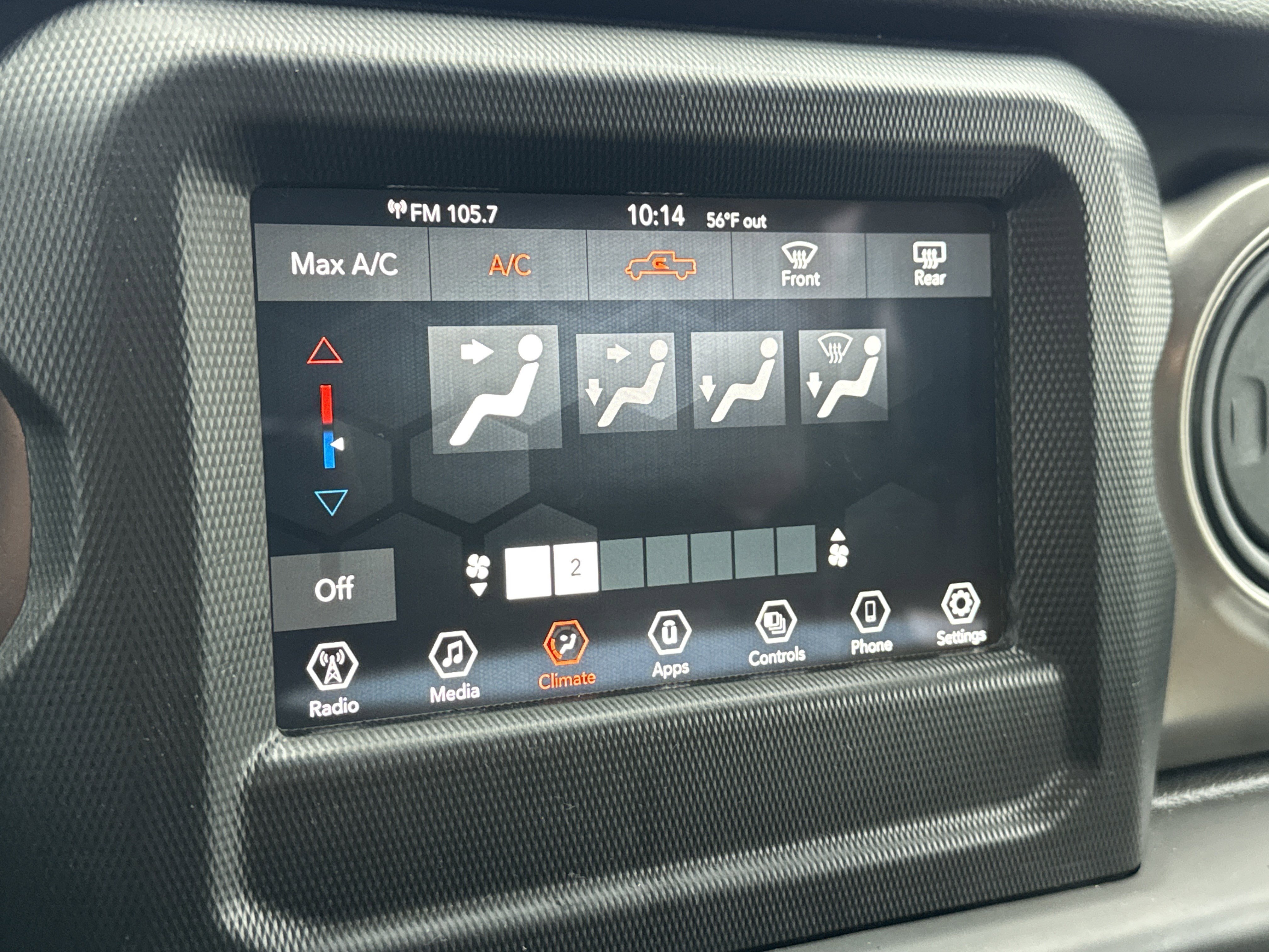 Used 2023 Jeep Gladiator Sport image 14