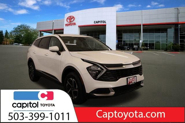 Used 2023 Kia Sportage LX AWD/4WD image 1