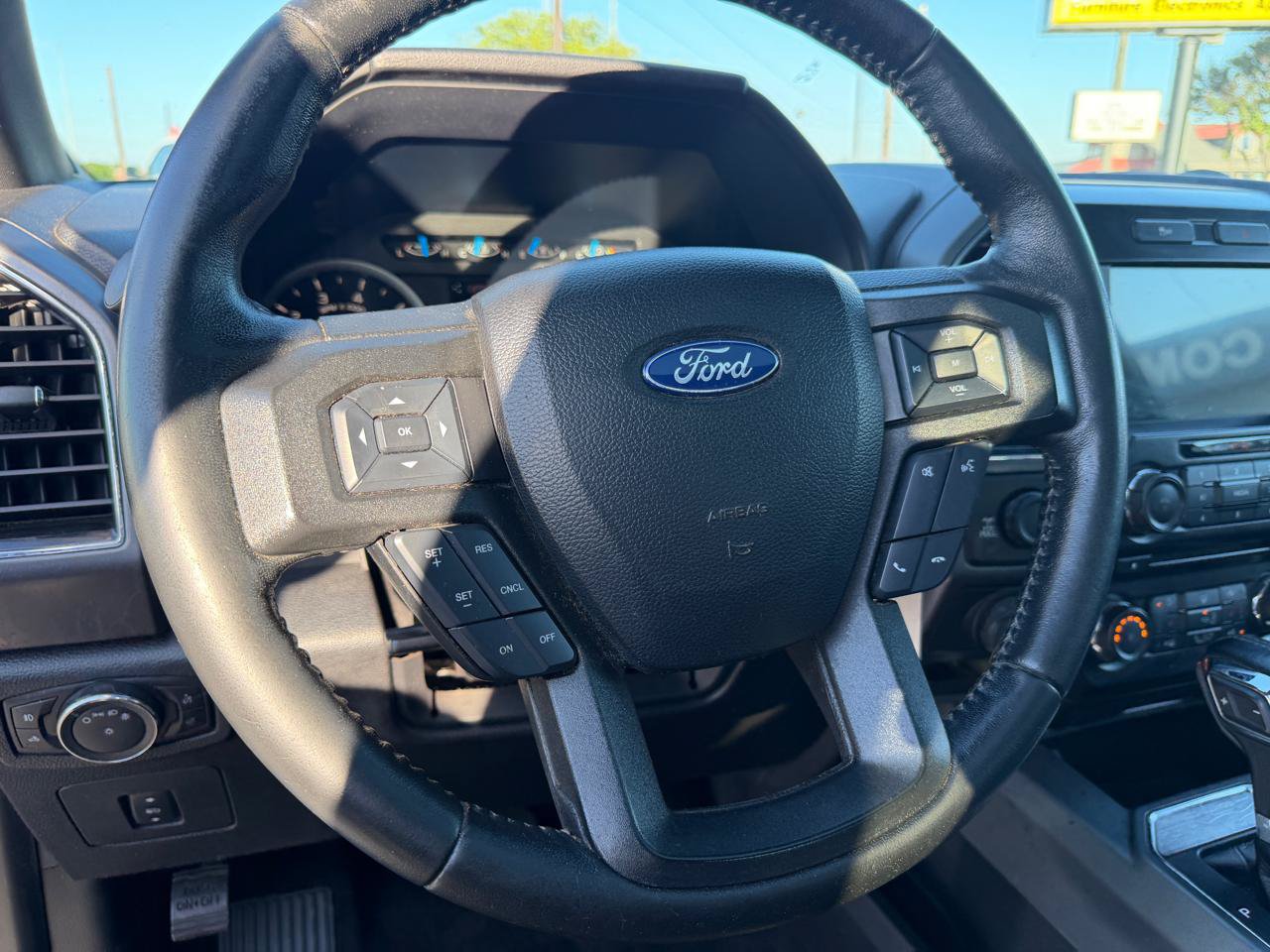 Used 2017 Ford F150 XLT w/ Equipment Group 302A Luxury AWD/4WD image 9