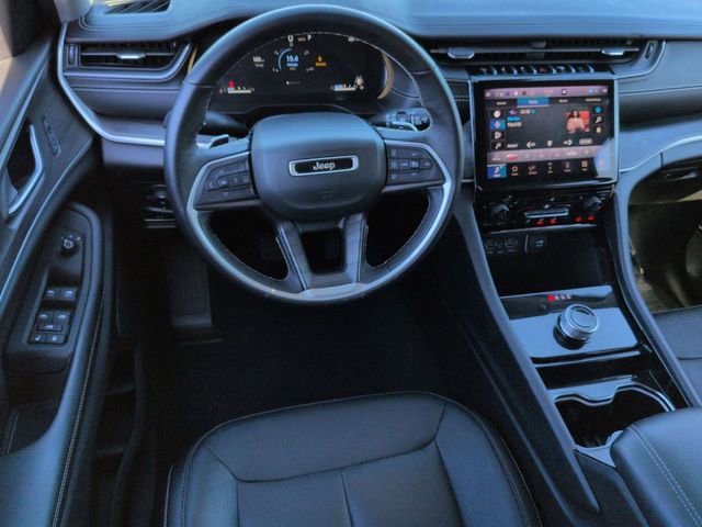 Used 2022 Jeep Grand Cherokee L Limited image 27