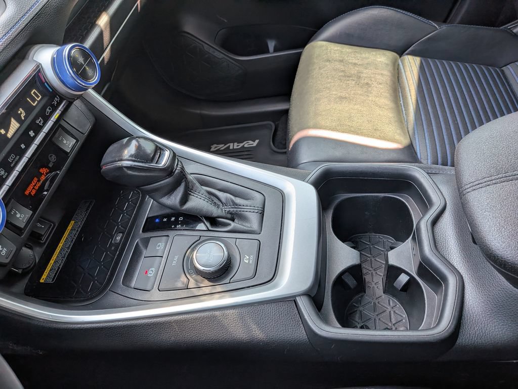 Used 2020 Toyota RAV4 XSE AWD/4WD image 22
